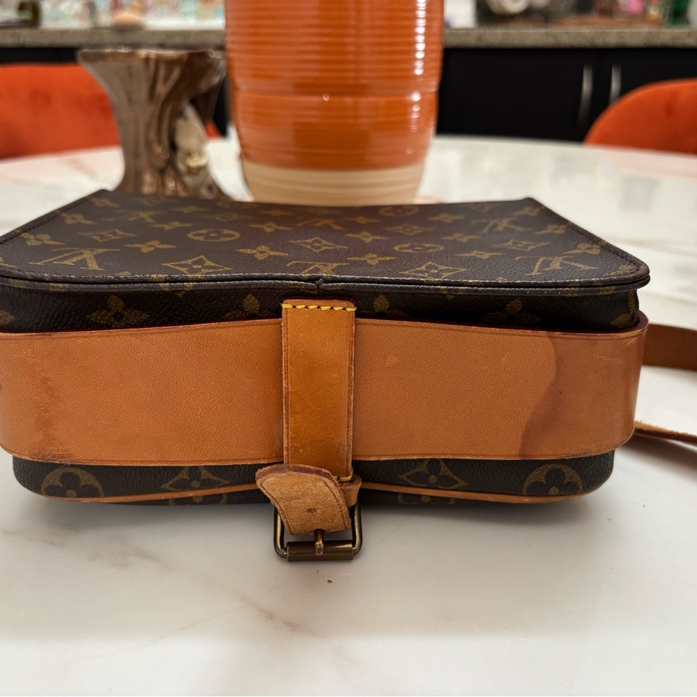 Louis Vuitton Cartouchiere MM - Picture 6 of 13